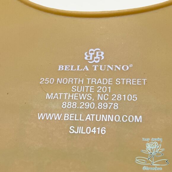 Bundle Sale 3 for $15 | Bella Tunno Wonder Bib - Picture 5 of 6